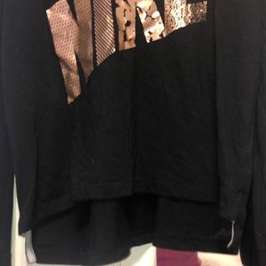 Nike Tops - long-sleeve black nike short shirt Nike Tops - long-sleeve black nike short shirt